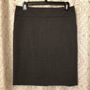 Banana Republic Lightweight Wool Pencil Skirt